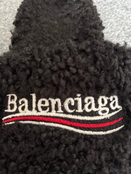 Balenciaga furry slides size 41 - 3