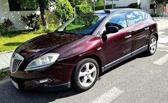 Lancia Delta 3 2,0 121kW M6 r09 321tis - 3