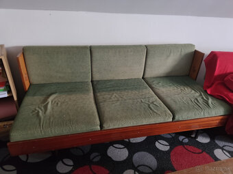 darujem staré kreslá,stoličky a rozklacie postele - 3
