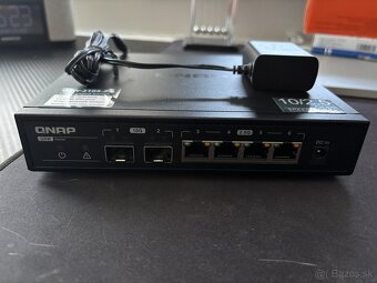 Switch Qnap QSW-2104-2S - 3