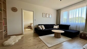 Moderný, zariadený 2i byt s parkovaním a výhľadom - 3