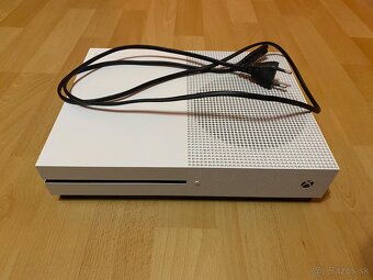 Xbox one S 1TB - 3
