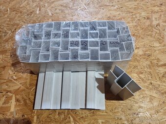 Podhrabove dosky s uchytmi - 3