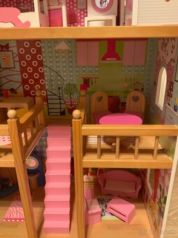 Drevený domček pre bábiky - 3