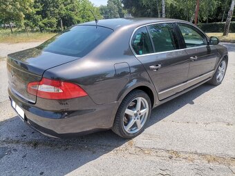 Škoda SuperB 4×4, 125 kw - 3