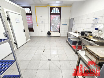 Na prenájom komerčný priestor, 154 m2, Trenčín, centrum mest - 3