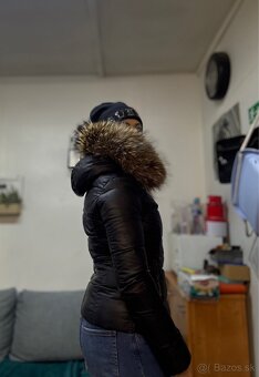 Moncler zimna paperova bunda s pravou kozusinou - 3