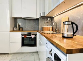 2 izbový byt v centre Pezinka s balkónom - 3