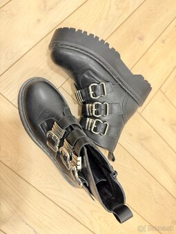 Čierne členkové topánky - 3