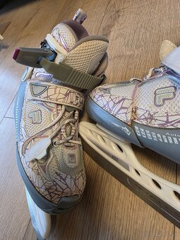 Dievcenske korcule na lad Fila - 3