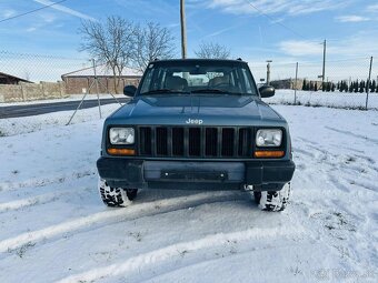 Jeep Cherokee XJ - 3
