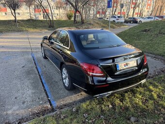 Predam Mercedes E 200d rok 2018, len 32400km - 3