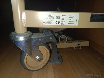 Polohovacia elektrická posteľ - 3