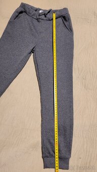 3ks chlapčenské tepláky velk. 134/140 - 3