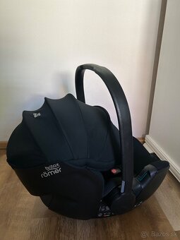 Britax Romer Baby safe 5Z - 3