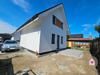 4-IZBOVÝ RODINNÝ DOM, 3 x parking, BAII – Vrakuňa, Hradská u - 3
