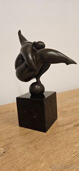 Bronzová socha F.BOTERO Art Deco - 3