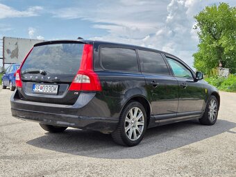 Volvo V70 2.4 D5 _ AUTOMAT - 3