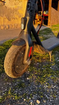 Predam elektrickú kolobežku ninebot F30E - 3
