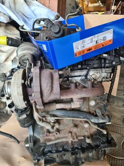 Rozpredám motor 1.7 crdi - 3