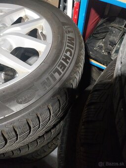 DEZENT R17 - pneu 225/65 / 5X127 Jeep Fiat Freemont Dodge - 3