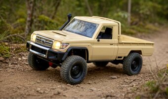 Toyota Land Cruiser 79, 1:12 - 3
