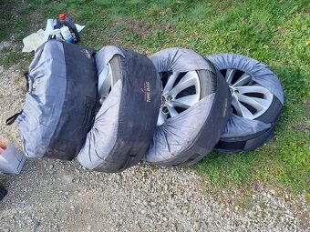 18ky kolesá vw 225/40-ZR18 - 3