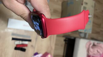 Predám Apple Watch 7 45mm - 3