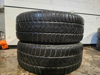 Zimné Pneu 215/55 R17 Nokian, Pirelli - 3