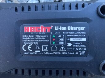 HECHT nabíjačka + baterky - 3
