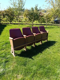 Vintage divadelné stoličky - 3