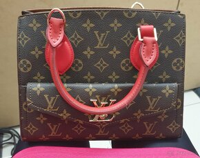 Predám kabelku LV - 3