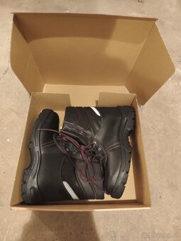 Pracovná obuv 43 - 3