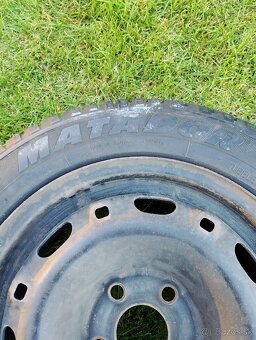 Predám pneumatiky s diskami vhodné ako rezerva - 3