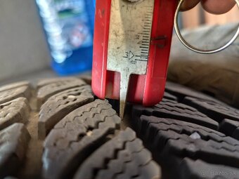 Zimné 185/65 R15 sava - 3