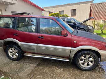 Nissan terrano 2 - 3