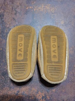 Barefoot capacky zn. MOVE, v. 23. - 3
