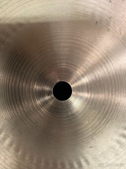 Zildjian Avedis medium thin crash 16" - 3