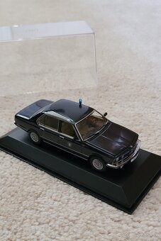Minichamps auto BMW 735i "Feuerwehr München" 1:43 - 3