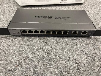 Switch netgear GS110 EMX 8x1Gb + 2x 10Gb - managed - 3