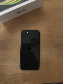 iPhone SE 2020 64GB - 3