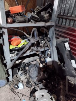 Diely Nissan X-Trail 2.2dCi 100kw 84kw 4x4 - 3