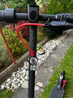 Elektrická kolobežka GoGEN Voyager Neo S 601B - 3