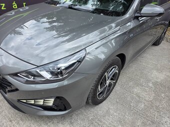 Hyundai i30 CW 1.5 T-GDi mHEV Family DCT - 3