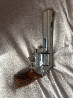 Taurus brazil 44.mag - 3