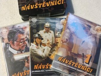 DVD kolekcia seriál Návštěvníci, plechový box - 3