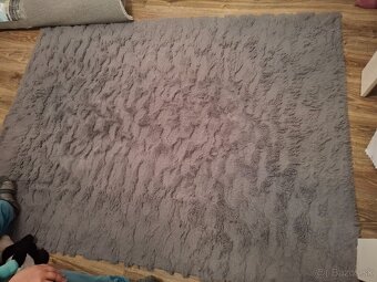 Predám krásny koberec - 3