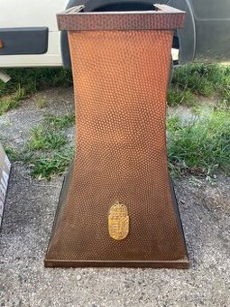 Ručne tepaný medenný kryt na krb alebo sporak - 3