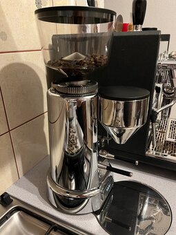 Predám mlynček ECM V-Titan 64 - 3