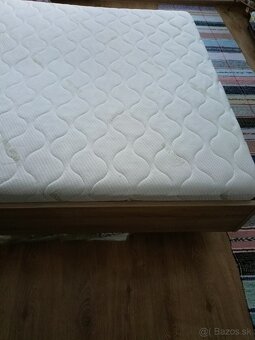 Dvojlôžková posteľ - 3